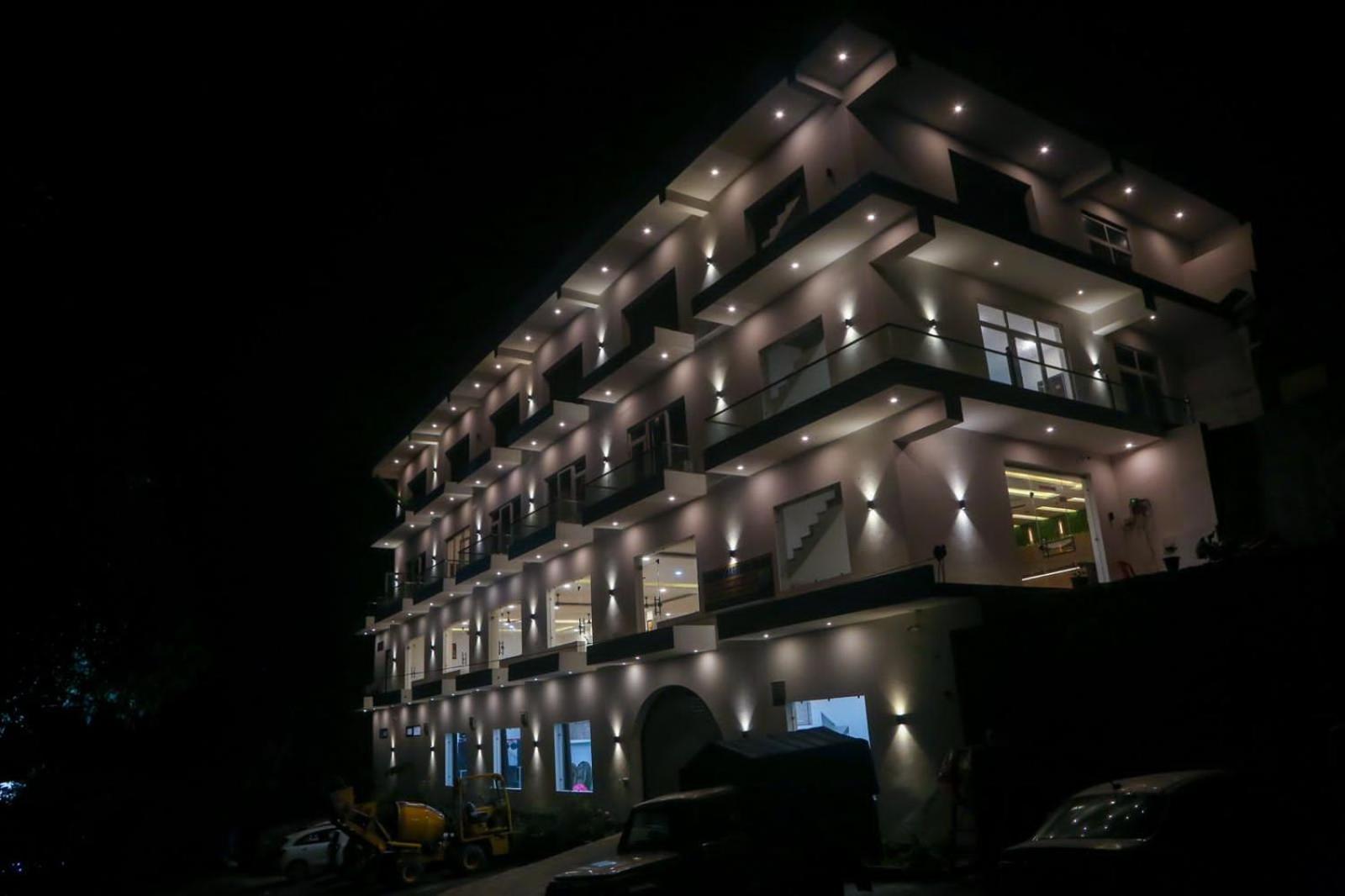 Hotel Candle Wood チャンバ エクステリア 写真